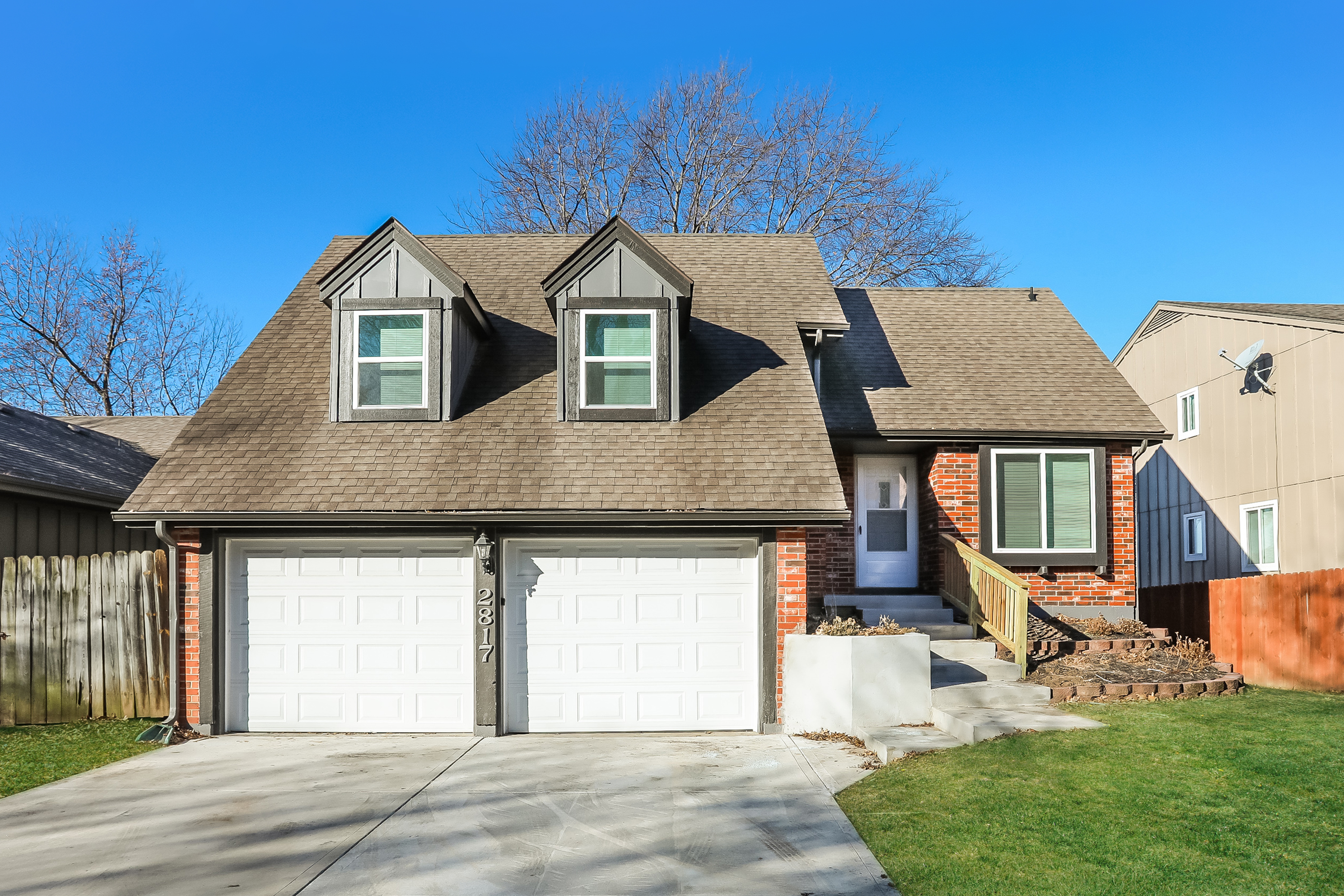 2817 NW 5TH ST BLUE SPRINGS, MO 64014